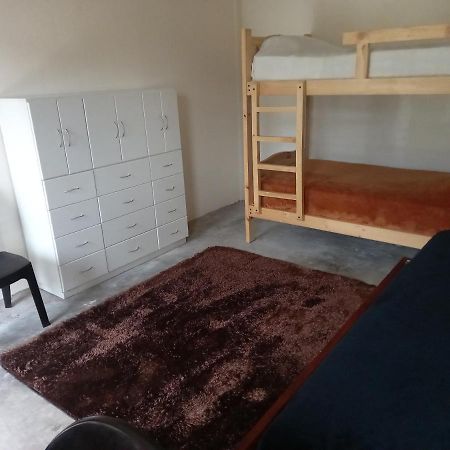 Montano Camping & Hostel Baños Eksteriør billede