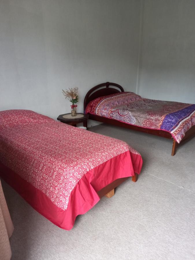 Montano Camping & Hostel Baños Eksteriør billede