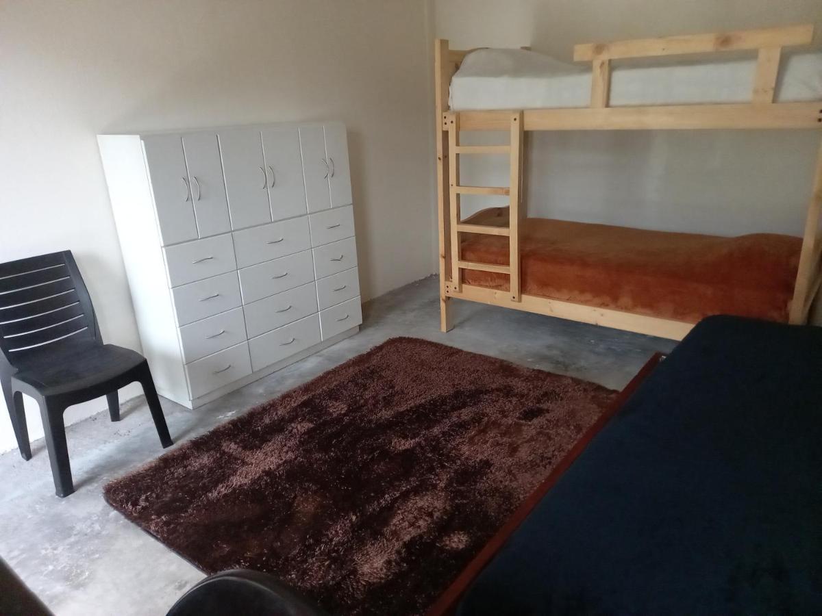Montano Camping & Hostel Baños Eksteriør billede