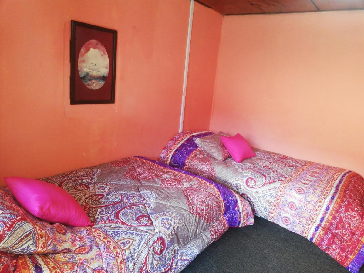 Montano Camping & Hostel Baños Eksteriør billede