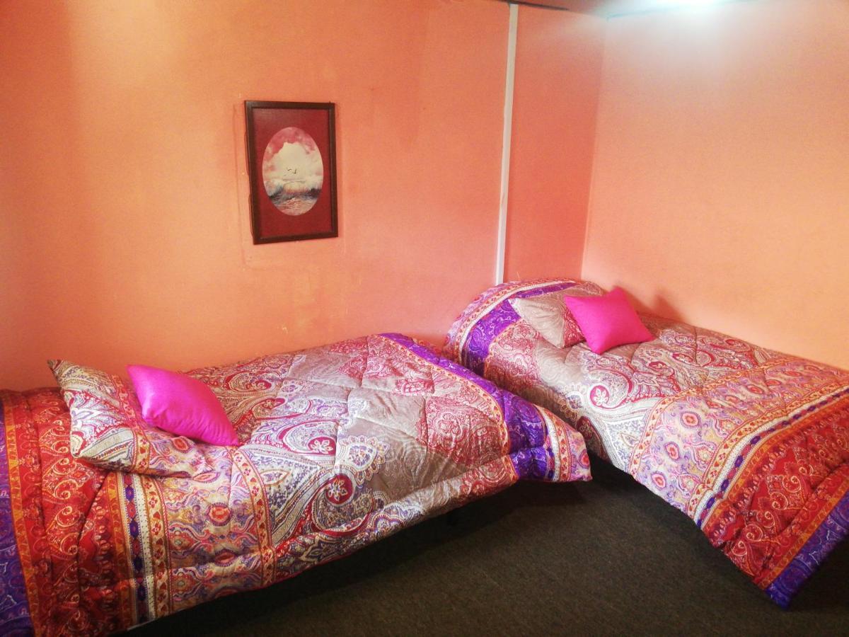 Montano Camping & Hostel Baños Eksteriør billede